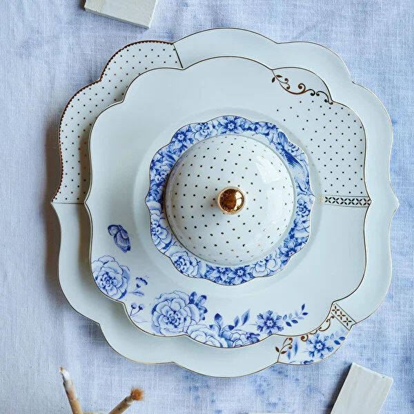 Royal Beyaz / Mavi Renkli Kahvaltı Tabağı 23,5 cm.