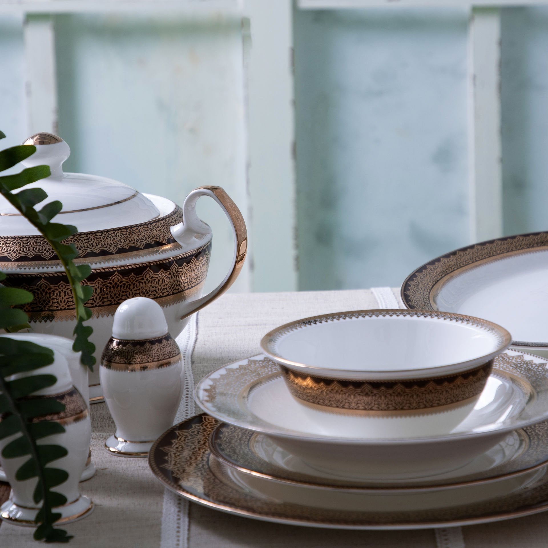 FX1083 CIO BROWN 60 PRÇ YEMEK TAKIMI
